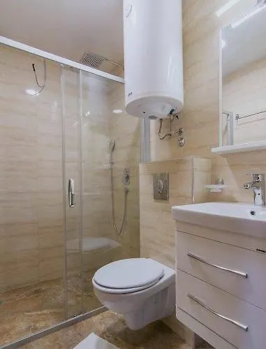 401, Sarm ズラティボール